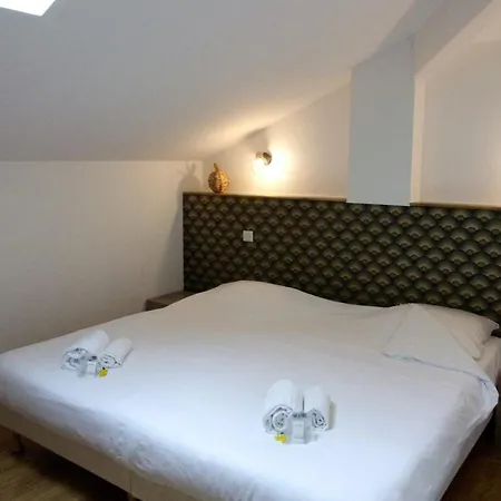 Duplex House With Large Terrace And Garden